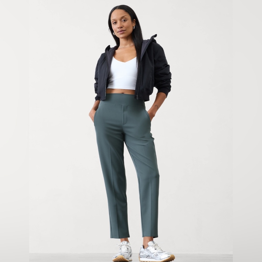 Athleta Women's Green Pants